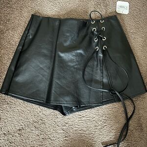 Altar’d state black leather skort